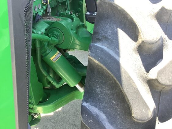 2024 John Deere 8R 410 - Image 24