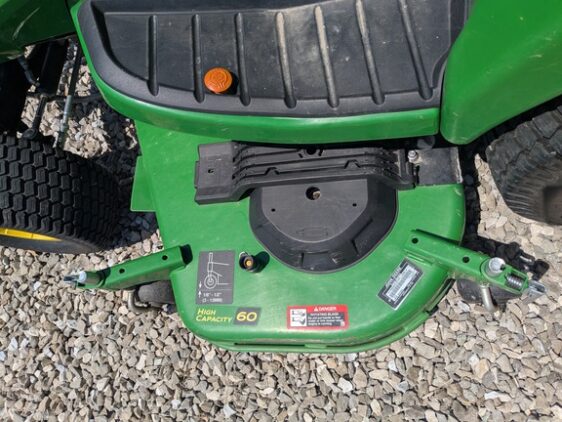 2023 John Deere X730 - Image 7