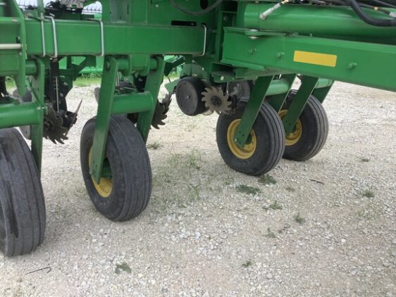 2014 John Deere 1770NT CCS - Image 16