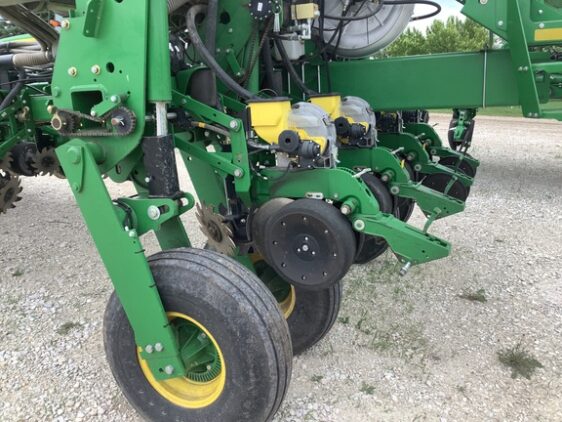 2014 John Deere 1770NT CCS - Image 22