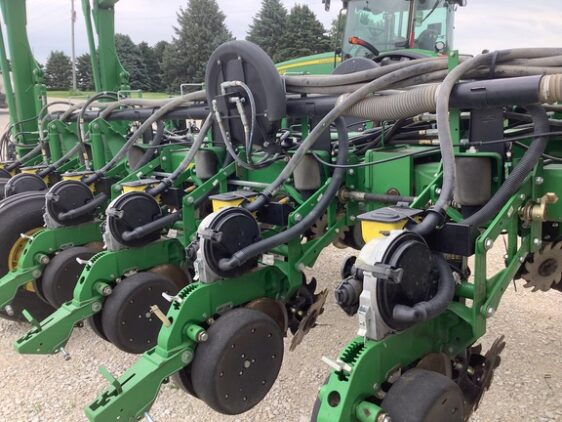 2014 John Deere 1770NT CCS - Image 21