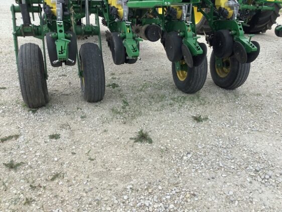 2014 John Deere 1770NT CCS - Image 25