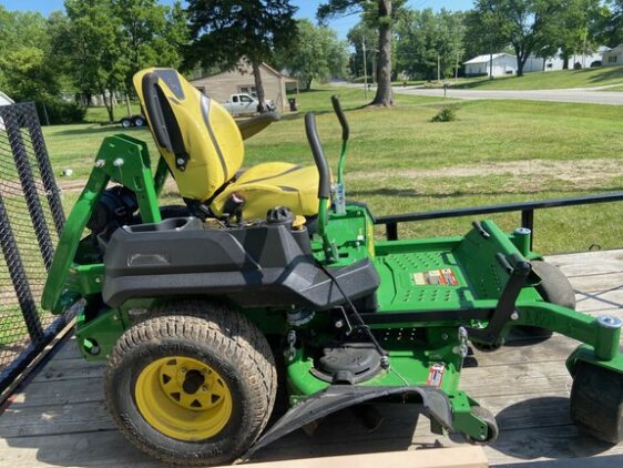 2021 John Deere Z740R - Image 3