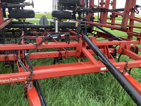 Case IH Tiger-Mate II  48' - Image 22