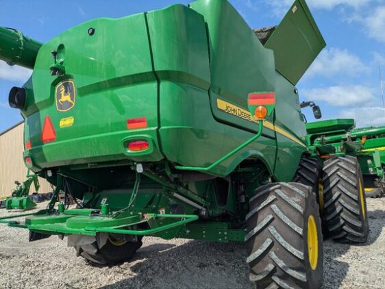 2022 John Deere S780 - Image 4