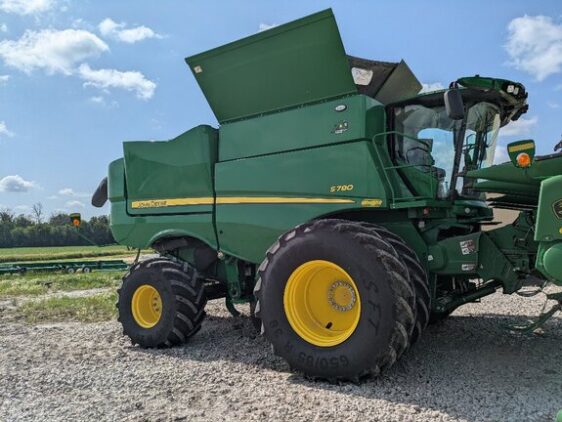 2022 John Deere S780