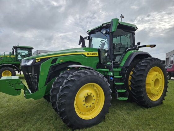 2024 John Deere 8R 410 - Image 7