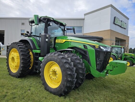 2024 John Deere 8R 410