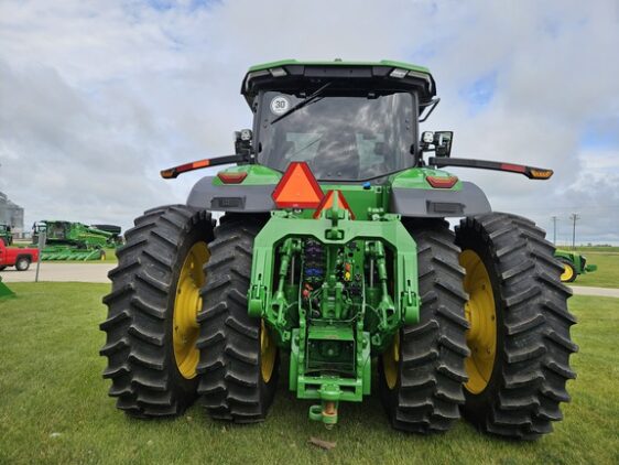 2024 John Deere 8R 410 - Image 4
