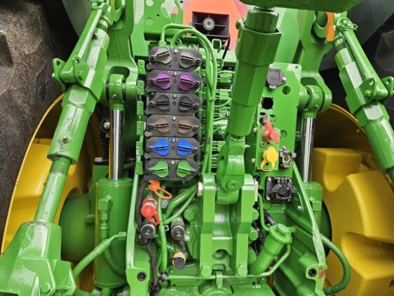2024 John Deere 8R 410 - Image 19