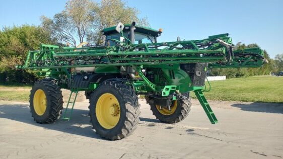 2018 John Deere R4038
