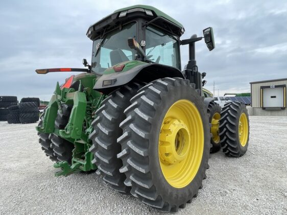 2024 John Deere 8R 310 - Image 5