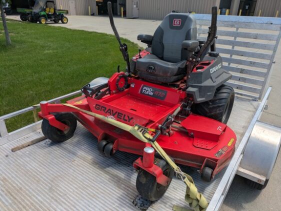 2018 Gravely Pro-Turn 472