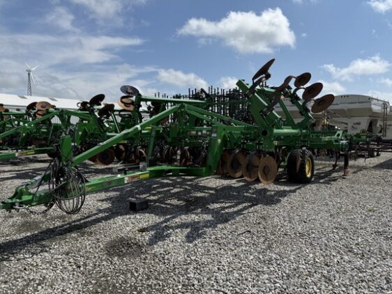 2024 John Deere 2730