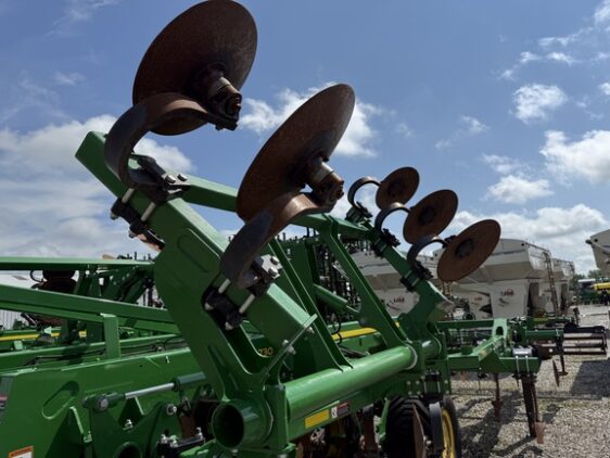 2024 John Deere 2730 - Image 15