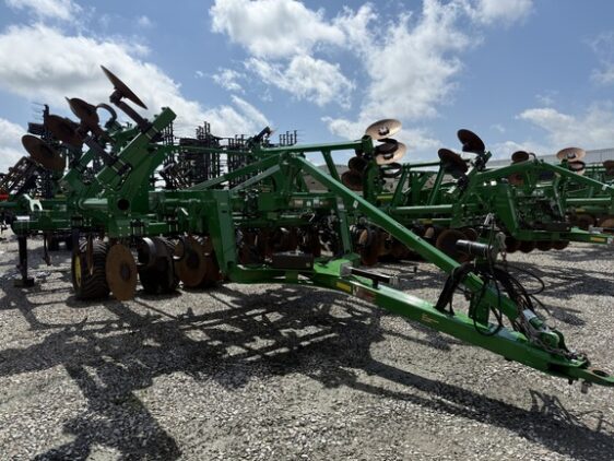 2024 John Deere 2730 - Image 2