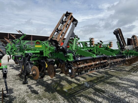 2024 John Deere 2730 - Image 3