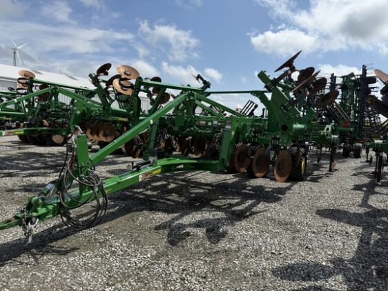 2024 John Deere 2730