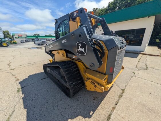 2021 John Deere 331G - Image 5