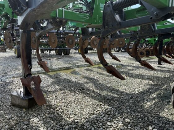 2024 John Deere 2730 - Image 16
