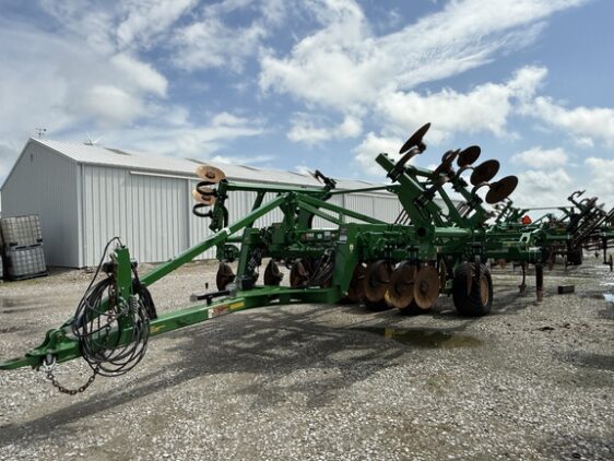 2024 John Deere 2730