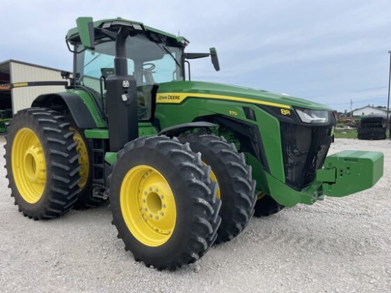 2024 John Deere 8R 370
