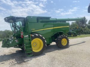 2024 John Deere S780