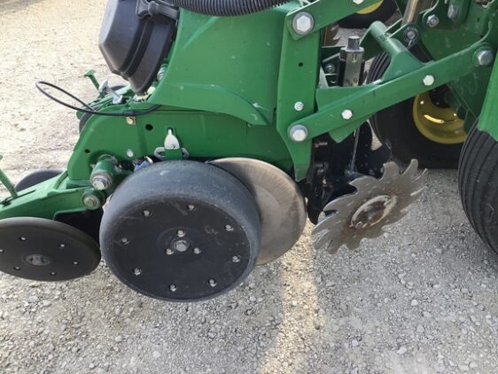2011 John Deere DB90 - Image 10