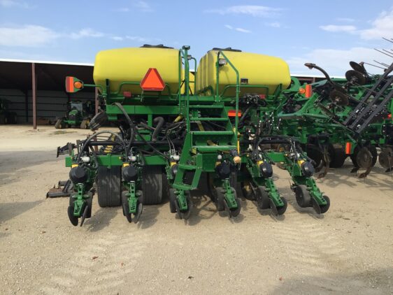 2011 John Deere DB90 - Image 4