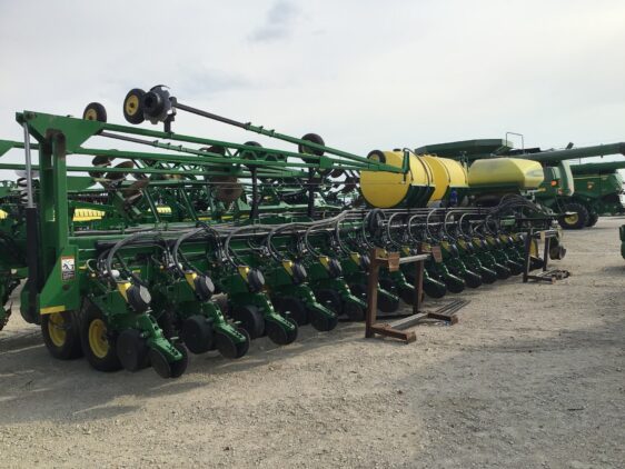 2011 John Deere DB90 - Image 6