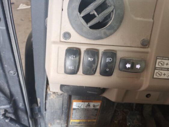 2021 John Deere XUV 835R - Image 14