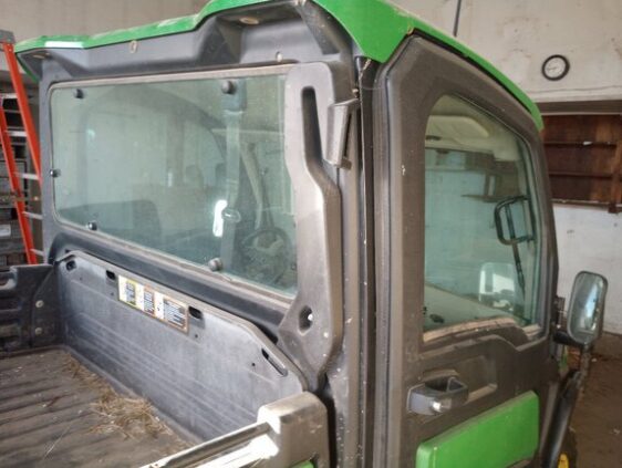2021 John Deere XUV 835R - Image 7