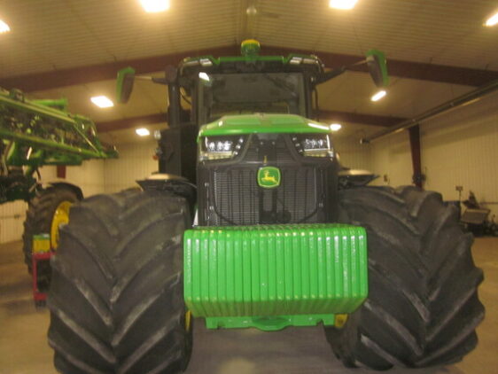 2023 John Deere 8R 410 - Image 11