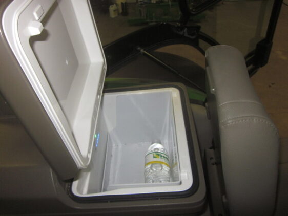 2023 John Deere 8R 410 - Image 16