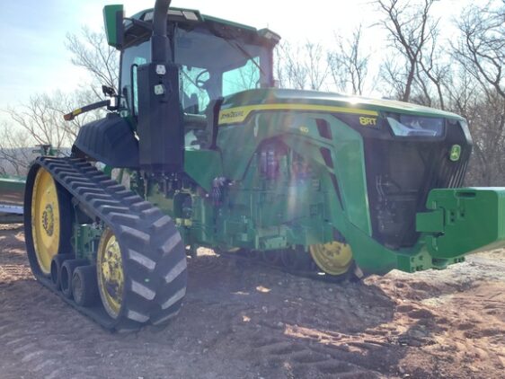 2021 John Deere 8RT 410 - Image 2