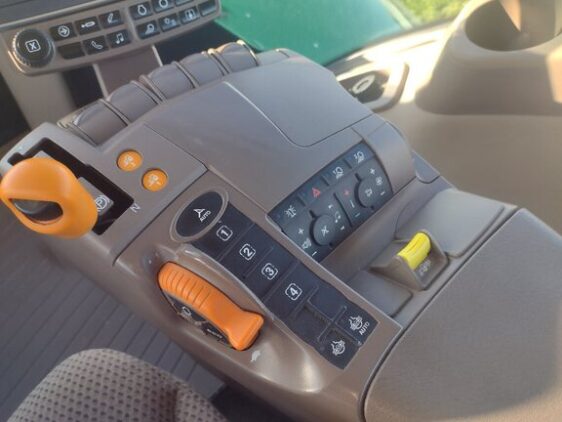 2020 John Deere 9620RX - Image 32