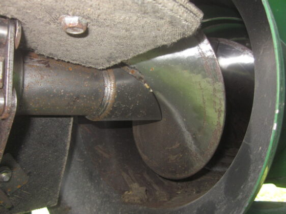 2015 John Deere S680 - Image 20