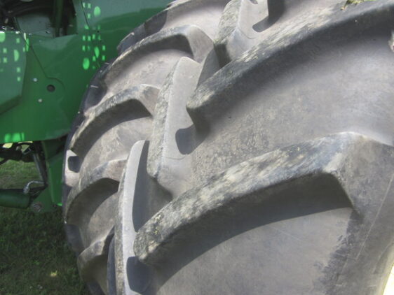 2015 John Deere S680 - Image 34