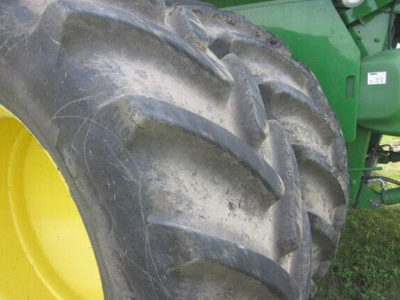 2015 John Deere S680 - Image 16