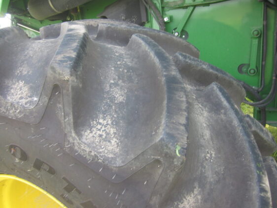 2015 John Deere S680 - Image 18