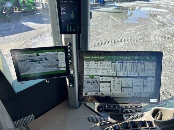 2024 John Deere 9RT 590 - Image 15