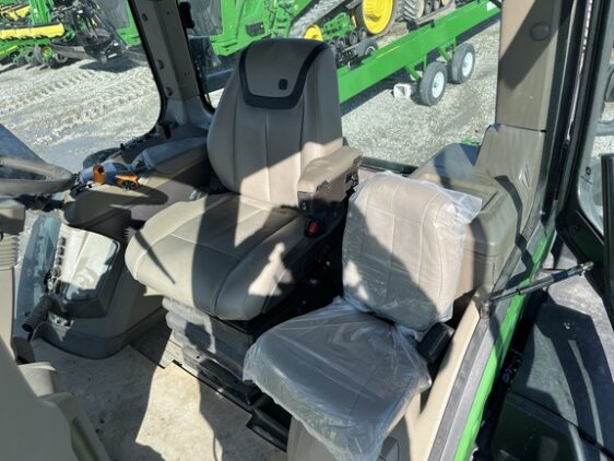 2024 John Deere 9RT 590 - Image 17