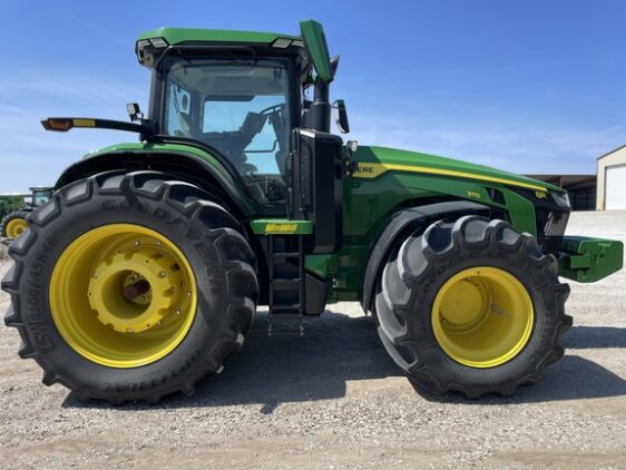 2023 John Deere 8R 370 - Image 5
