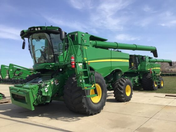 2022 John Deere S780