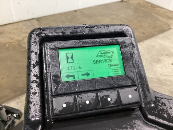 2023 John Deere 2700 - Image 8