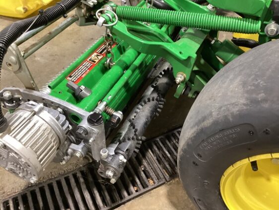2023 John Deere 2700 - Image 6