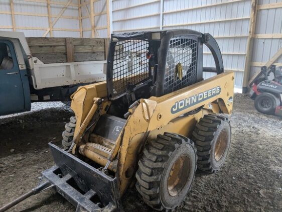 1999 John Deere 250