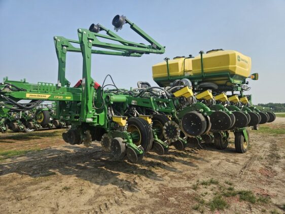 2025 John Deere 1795