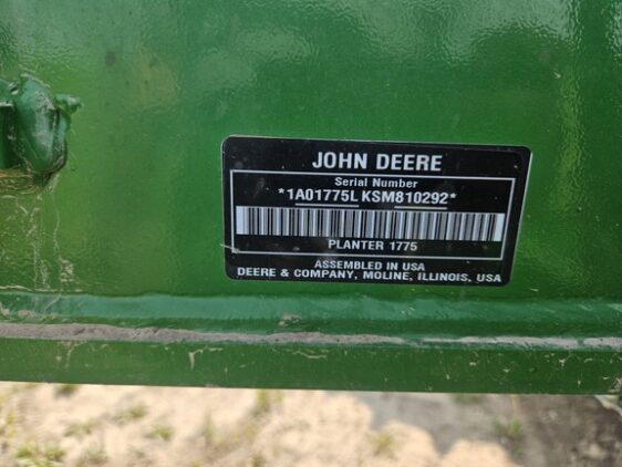 2025 John Deere 1775NT - Image 12