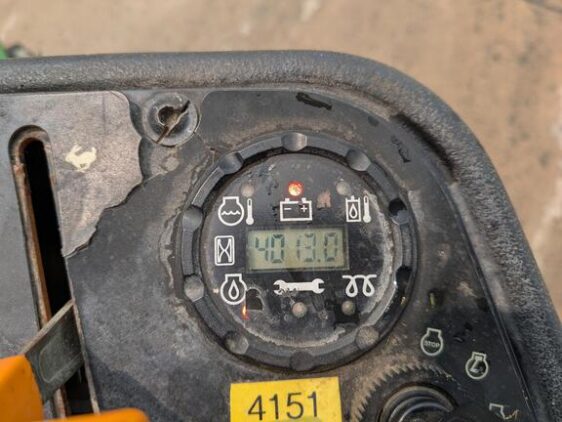 2009 John Deere 7400 - Image 4